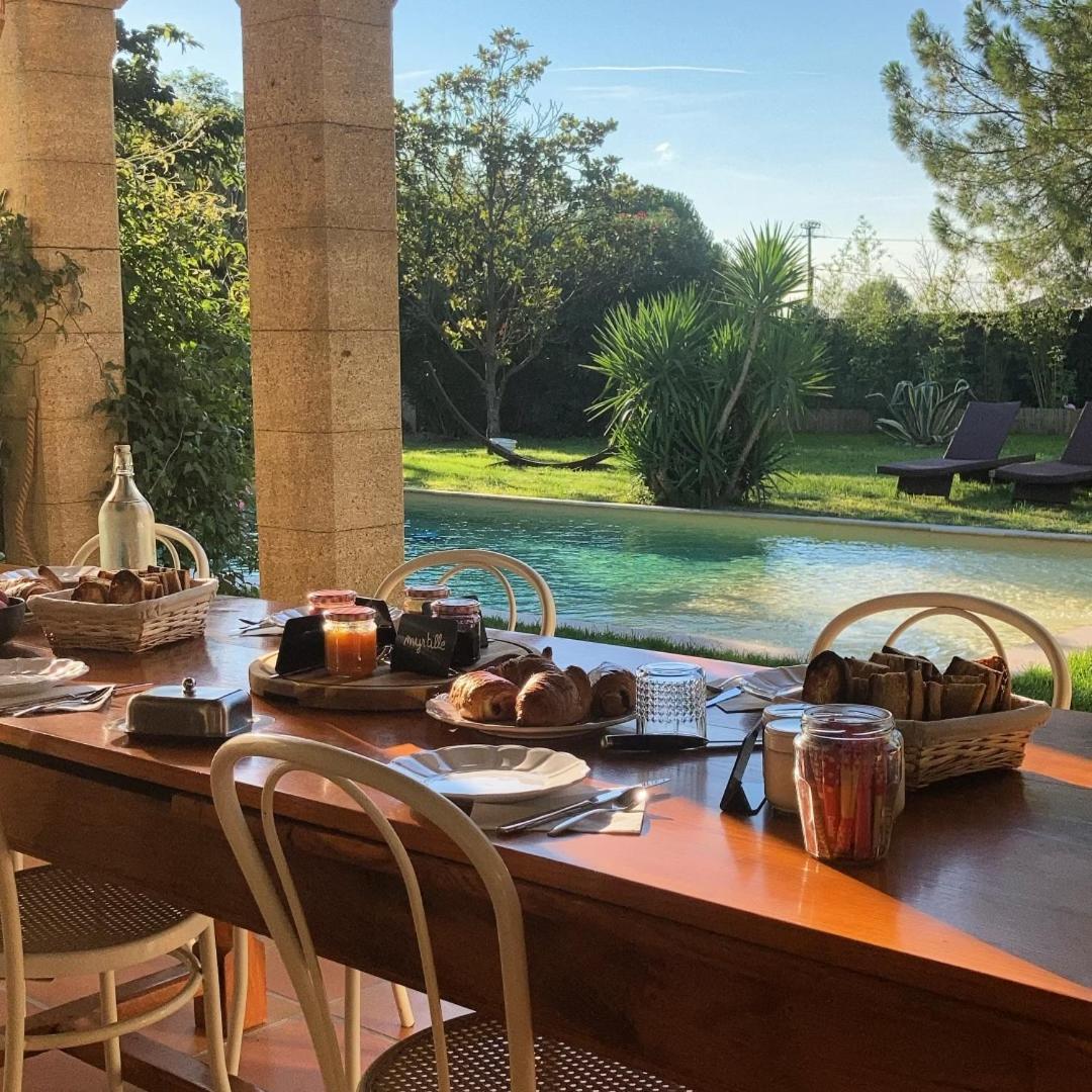 Le Patio, Chambres D Hotes Pour Adultes En Camargue, Possibilite De Naturisme A La Piscine, 아메거스 외부 사진